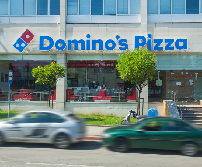 dominos